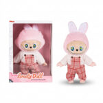 Păpușă interactivă de la Lovely Doll Labubu