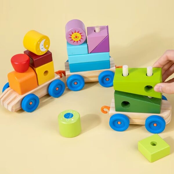 Деревянная игрушка конструктор-сортер ПАРОВОЗИК — изображение 4